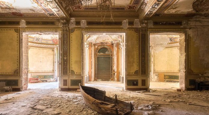 Строения, выполненные из клееного бруса