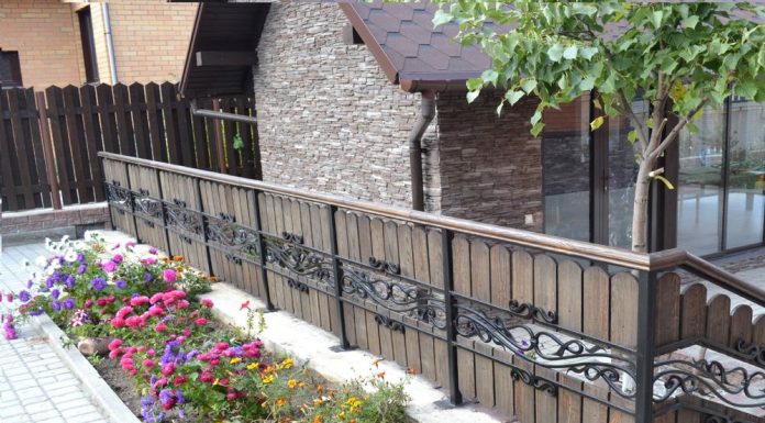 Забор для частного дома